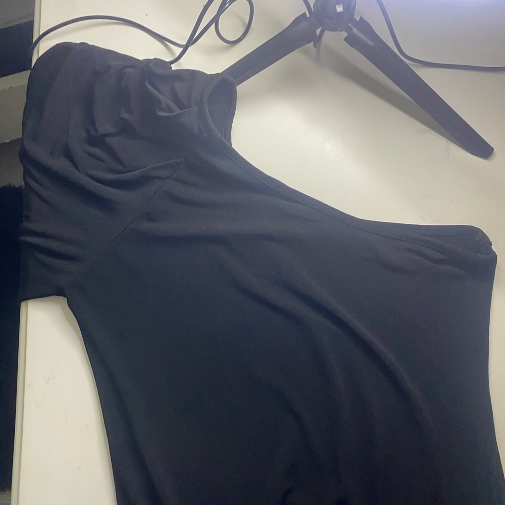 Elegant Black One-Shoulder Dress